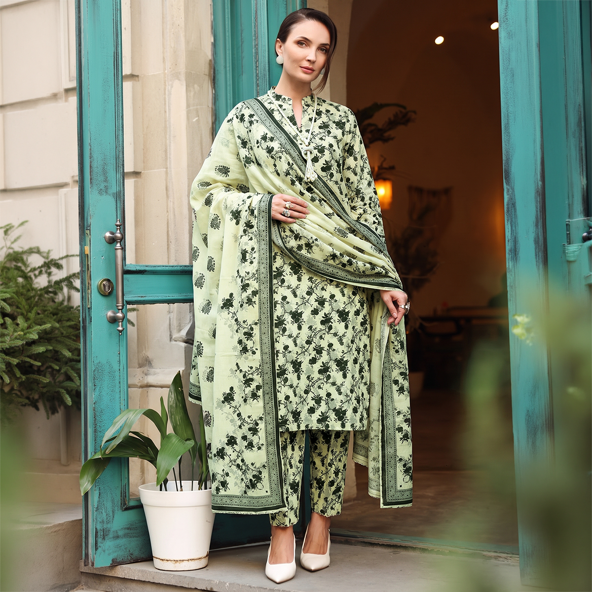 DN : 12513 Soft Pistachio Green